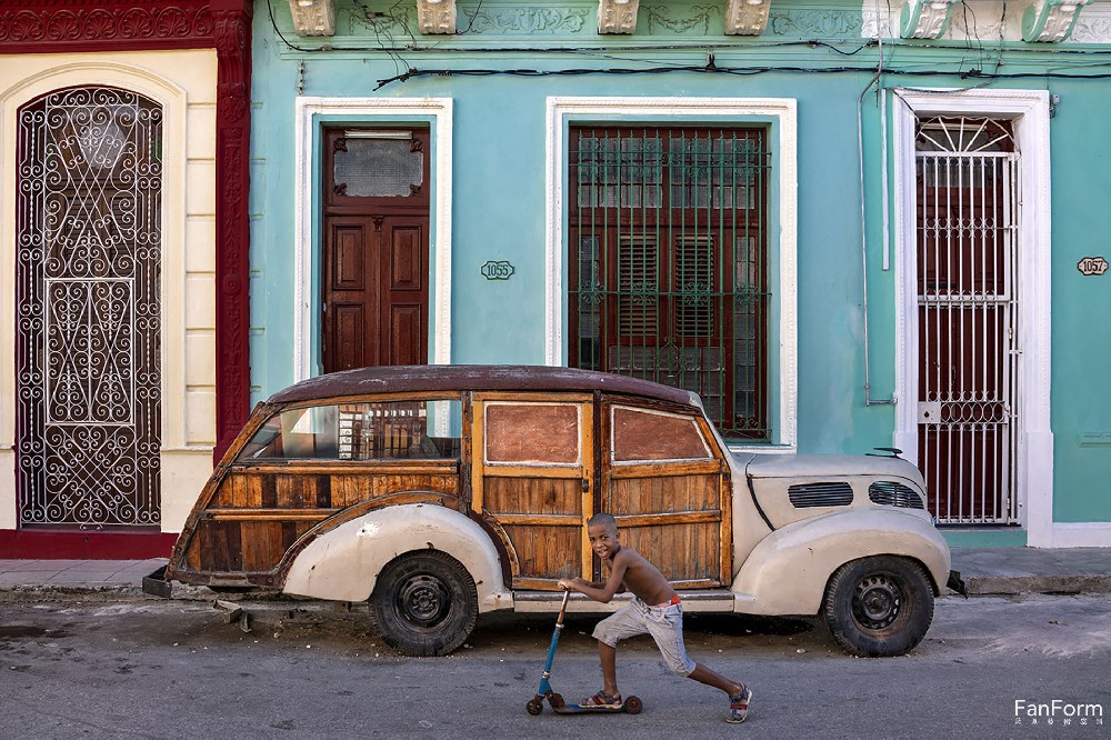 Sports On Cuban Streets