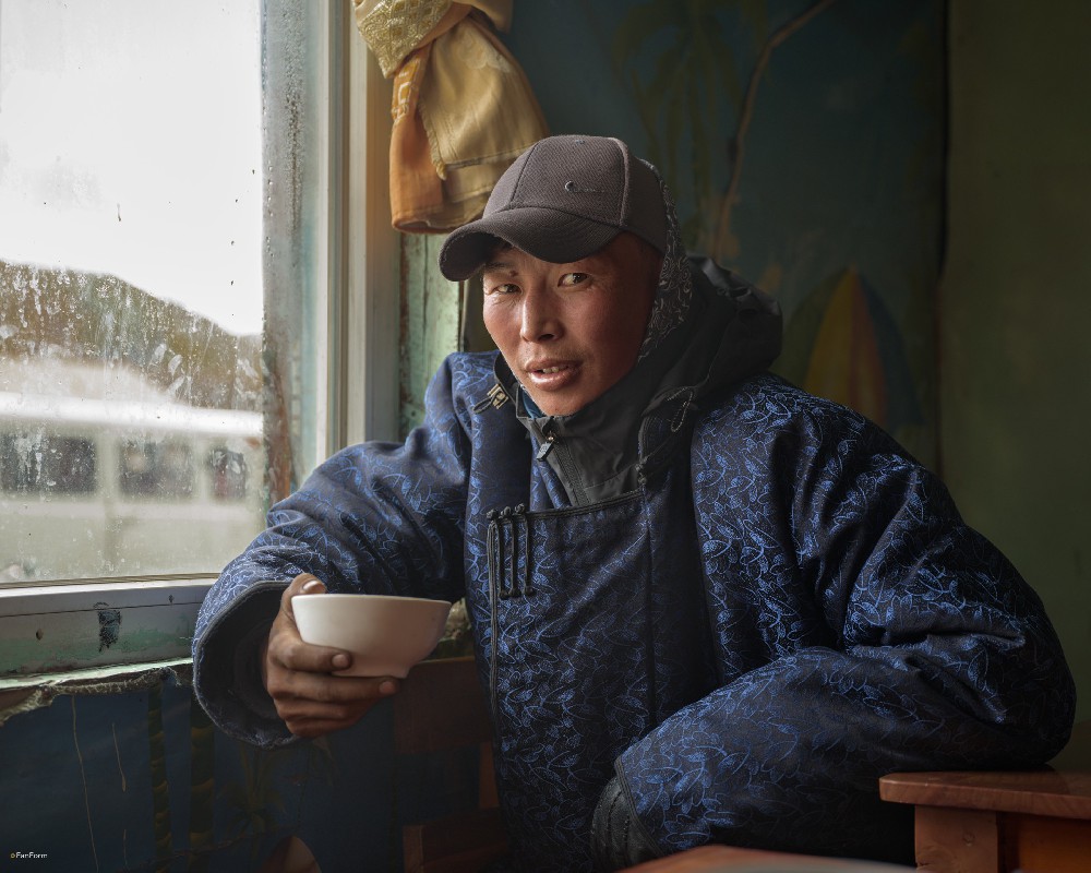 Portraits of Mongolian People（Ⅱ）